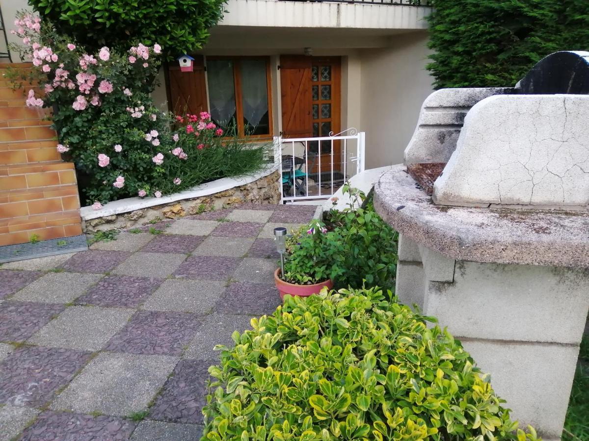 Appartement Type F2 Proche Paris 25 Km Andilly  Εξωτερικό φωτογραφία