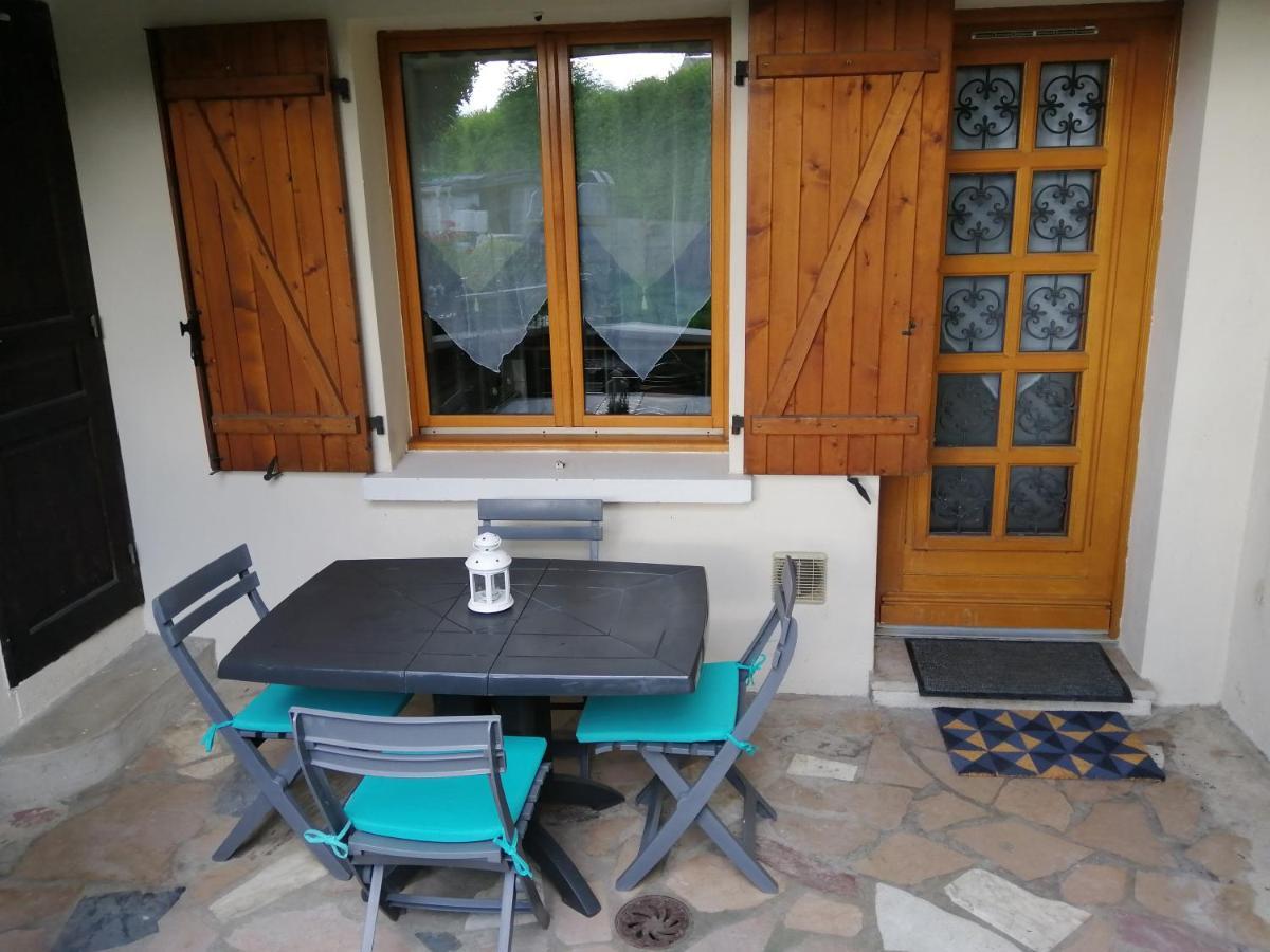 Appartement Type F2 Proche Paris 25 Km Andilly  Εξωτερικό φωτογραφία